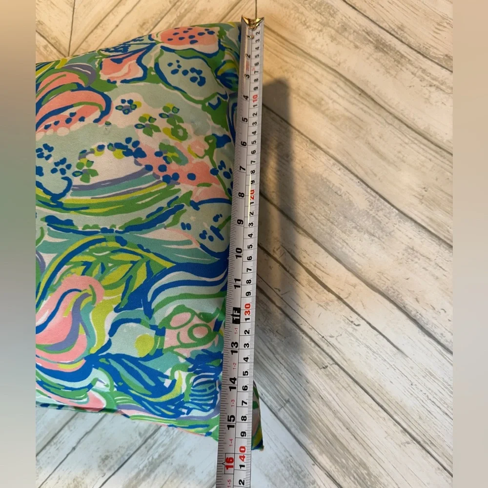 Lilly Pulitzer Pillow Feline Good Beach Floral Throw 15” x 15” Tropical - Picture 9 of 10